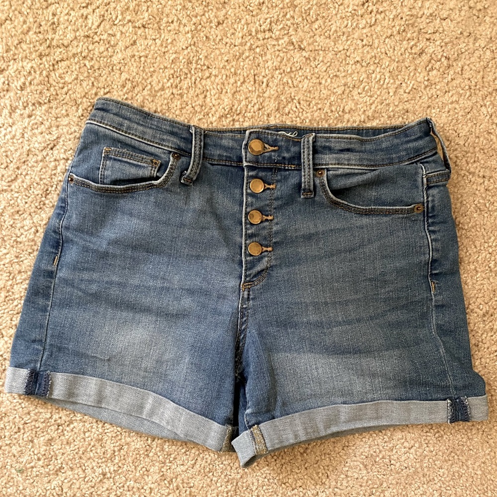 The Ultimate Mom Shorts